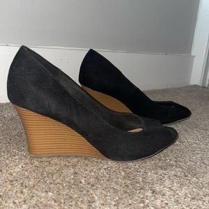 Black Wedge Heels